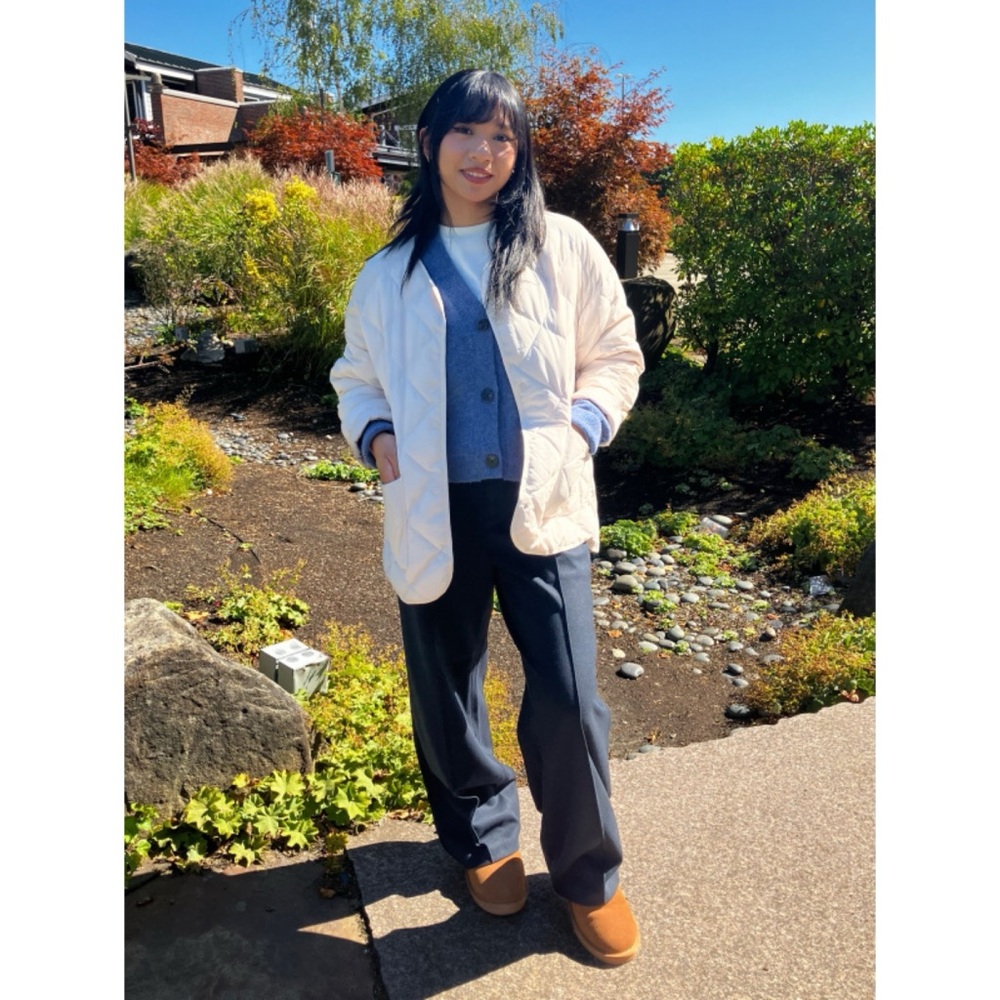 NWT Uniqlo PUFFTECH Relaxed Quilted Jacket in Natural Color